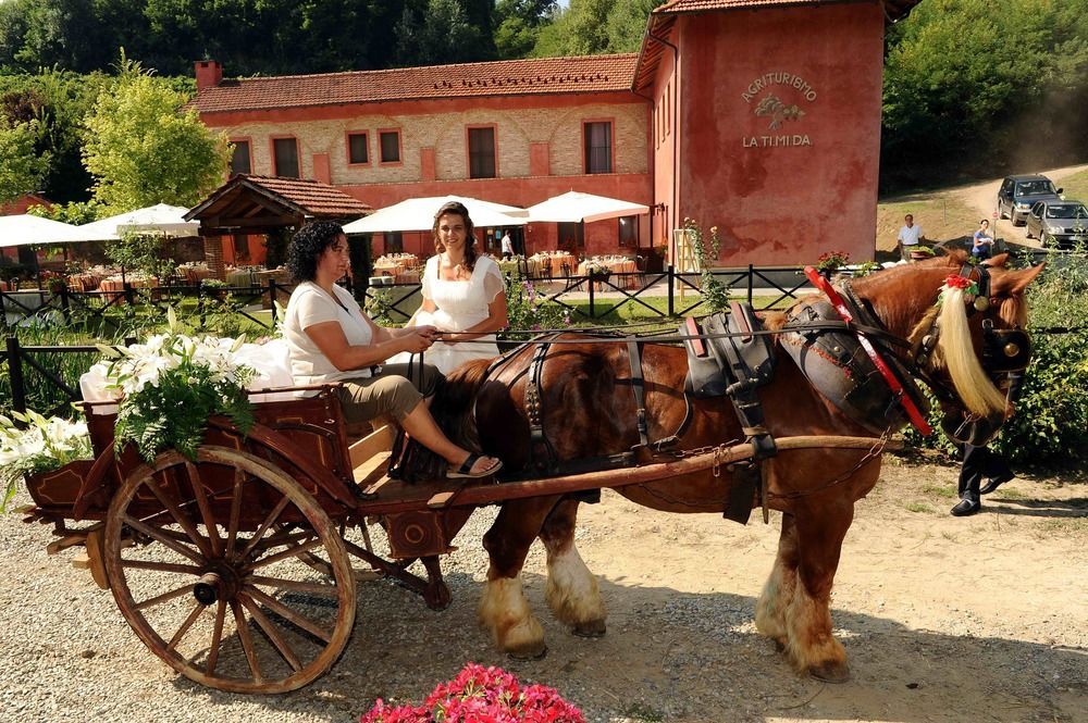 カッシーネ Agriturismo La.Ti.Mi.Da.ヴィラ エクステリア 写真